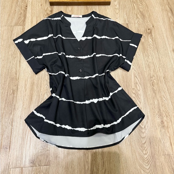 Mazik Button Up Blouse - Picture 4 of 6